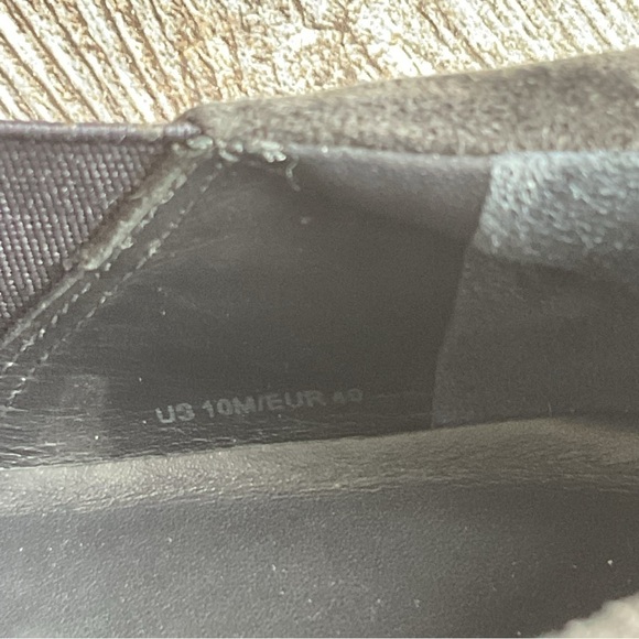 Vince Wilden Slip-On Sneaker Slip-on
Round toe Leather & fabric lining - Picture 10 of 10